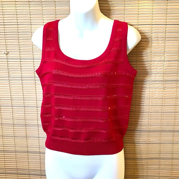 ST John Evening embellished knit shell. Matches St. John knit blazer. - Picture 10 of 14